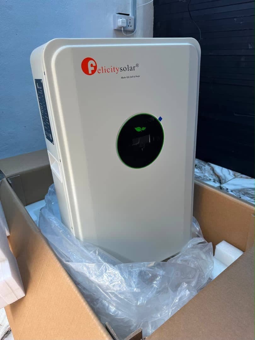 Felicity FLA 5kWh 48V lithium battery in its carton
