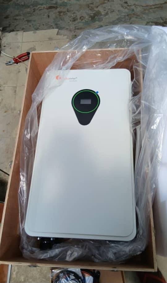 Felicity FLA TG2 17.5kWh lithium battery in its crate